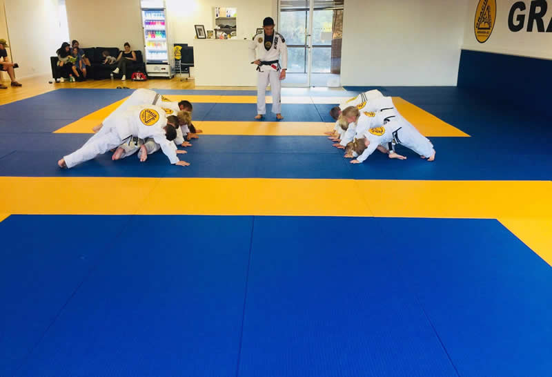 kids jiu-jitsu classes gracie miranda